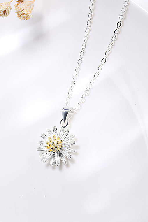 Small Daisy Pendant Simple and Fresh Silver Necklace [INLA013]