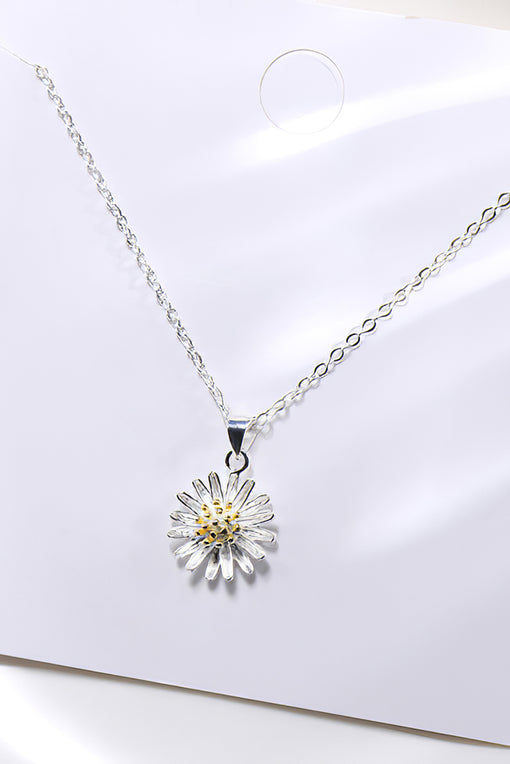 Small Daisy Pendant Simple and Fresh Silver Necklace [INLA013]